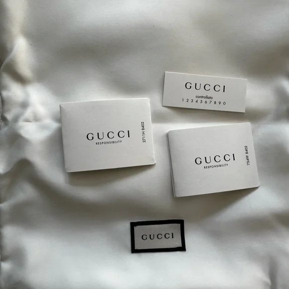 NEVER used before Gucci Marmont Leather zip around wallet - Picture 9 of 9